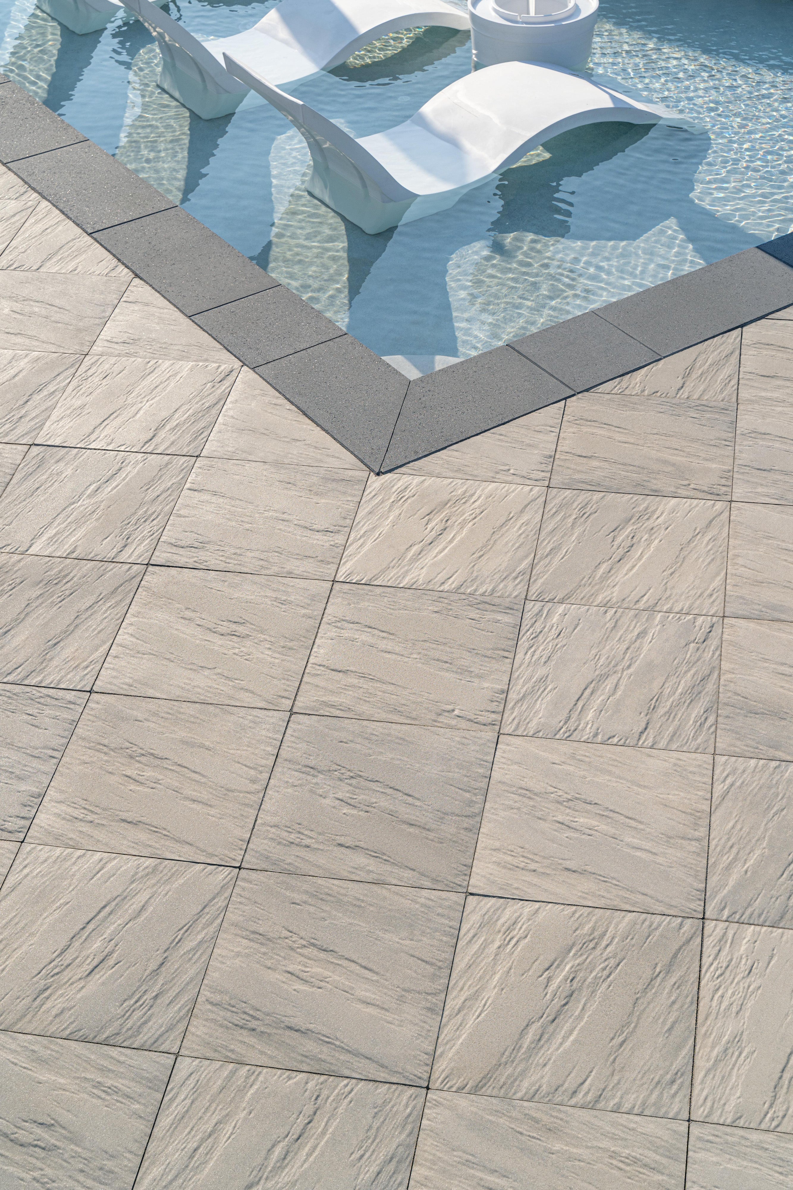 Dalle Everest 250x250