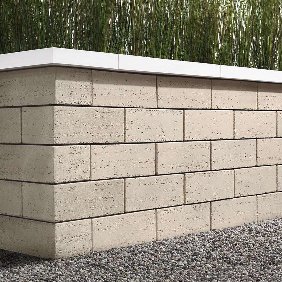 Travertina Raw Corner / Pillar