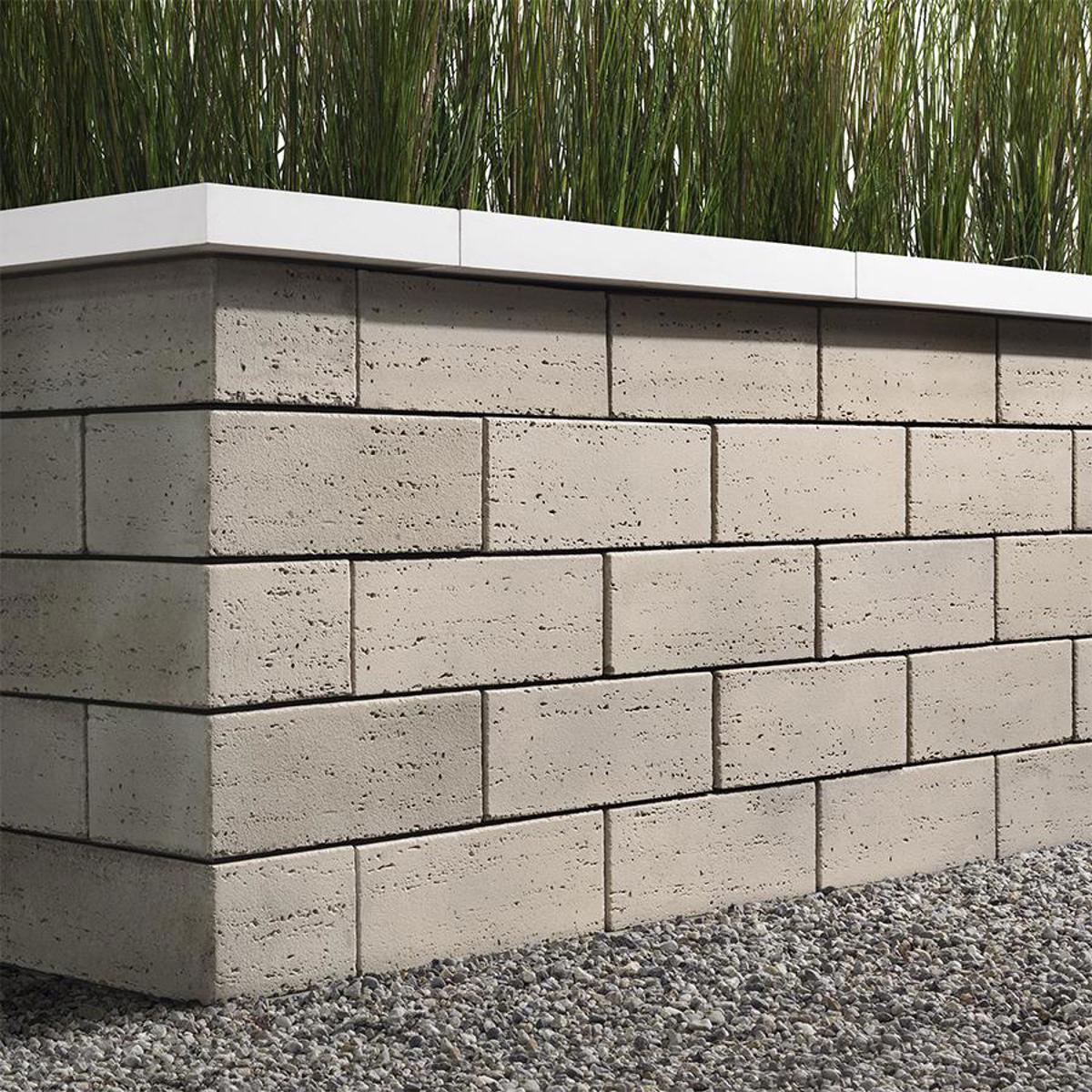 Travertina Raw Corner / Pillar