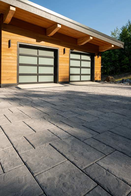 Blu 80mm Paver 6 x 13 (Slate)