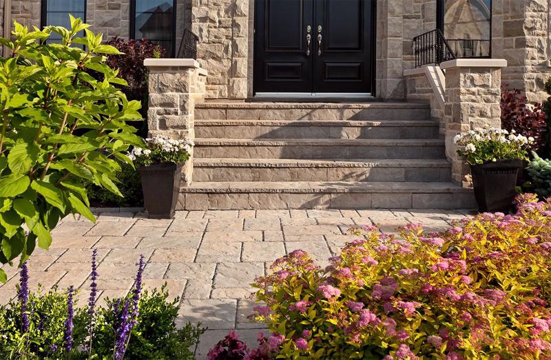Venetian Step (Slate)