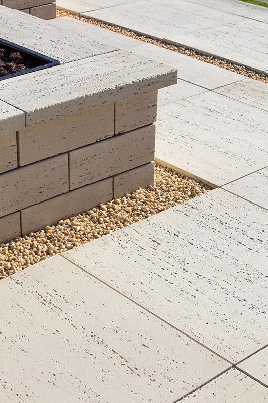 Travertina Raw Corner / Pillar